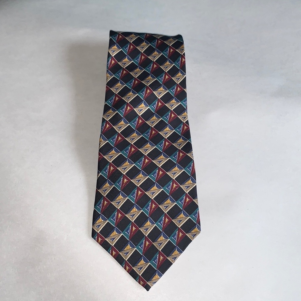 Alexander Julian Tie Pre Owned